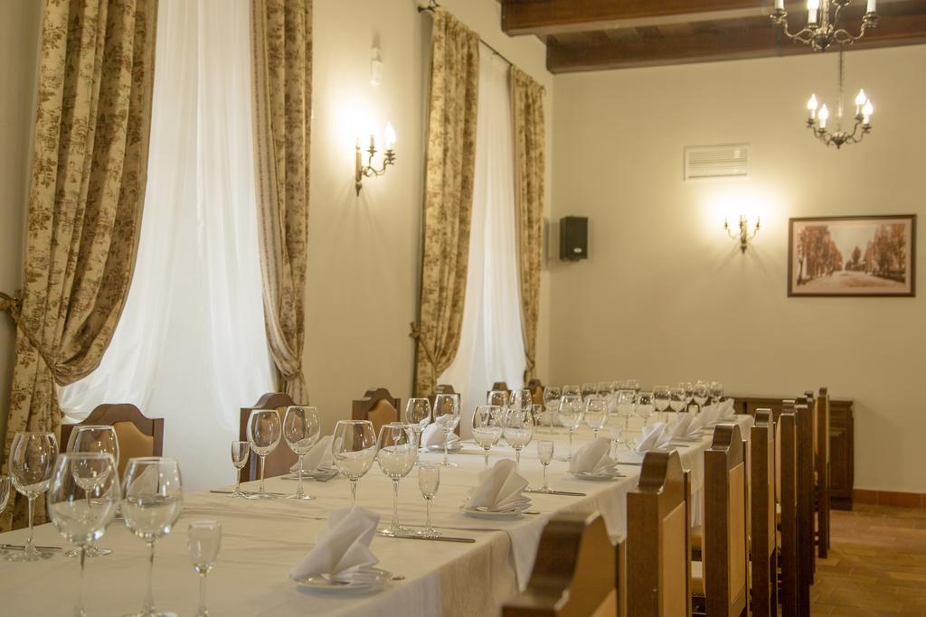 Hotel Monastyrski Minsk City Centre Εξωτερικό φωτογραφία
