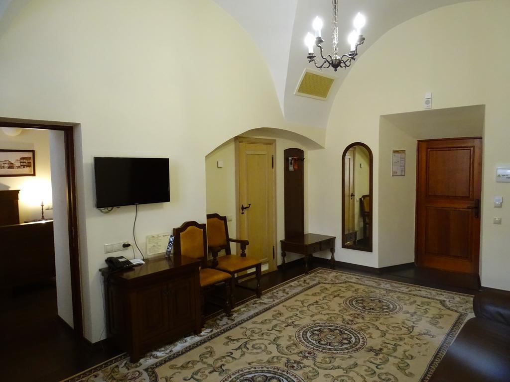 Hotel Monastyrski Minsk City Centre Εξωτερικό φωτογραφία